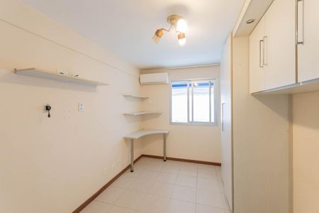 Apartamento à venda com 70m², 2 quartos e 1 vagaSuíte