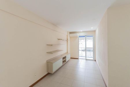 Apartamento à venda com 70m², 2 quartos e 1 vagaSala