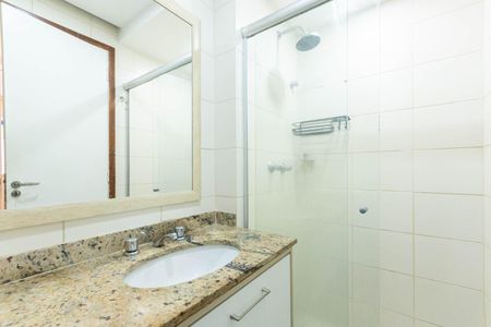Apartamento à venda com 70m², 2 quartos e 1 vagaBanheiro Suíte
