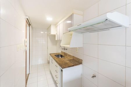Apartamento à venda com 70m², 2 quartos e 1 vagaCozinha e Área de Serviço