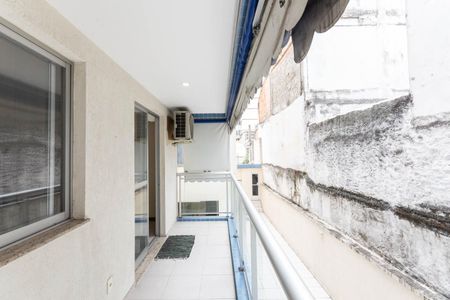 Apartamento à venda com 70m², 2 quartos e 1 vagaVaranda