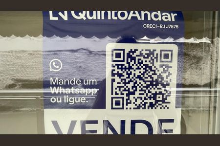 Apartamento à venda com 70m², 2 quartos e 1 vaga Apartamento à venda com 70m², 2 quartos e 1 vagaPlaquinha