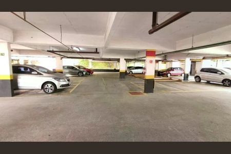 Apartamento à venda com 63m², 2 quartos e 1 vaga