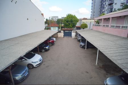Casa à venda com 77m², 2 quartos e 1 vagaQuintal