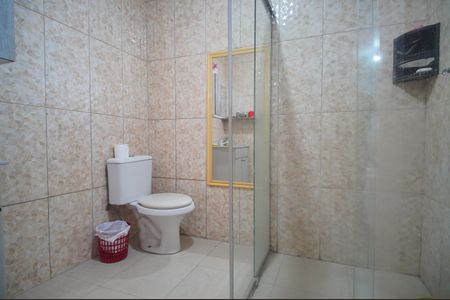 Casa à venda com 77m², 2 quartos e 1 vagaBanheiro 1