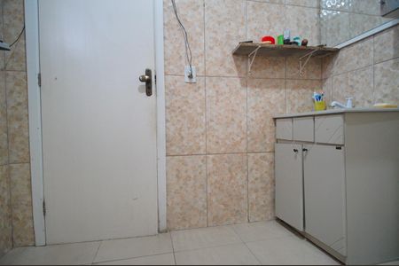 Casa à venda com 77m², 2 quartos e 1 vagaBanheiro 1