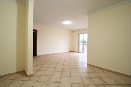 Sala de apartamento para alugar com 3 quartos, 130m² em Saraiva, Uberlândia