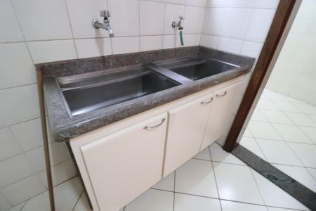 Apartamento para alugar com 130m², 3 quartos e 2 vagasÁrea de Serviço
