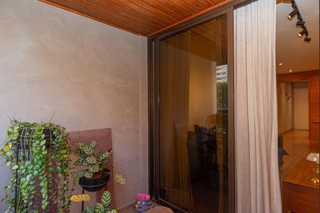 Varanda da Sala de apartamento para alugar com 2 quartos, 72m² em Bela Vista, São Paulo
