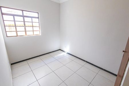 Casa de condomínio para alugar com 130m², 4 quartos e 1 vagaquarto 3