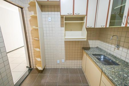 cozinha de casa de condomínio para alugar com 4 quartos, 130m² em Dona Clara, Belo Horizonte