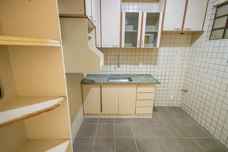 cozinha de casa de condomínio para alugar com 4 quartos, 130m² em Dona Clara, Belo Horizonte