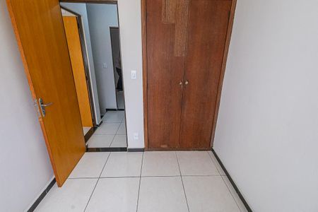 Casa de condomínio para alugar com 130m², 4 quartos e 1 vagaquarto 2