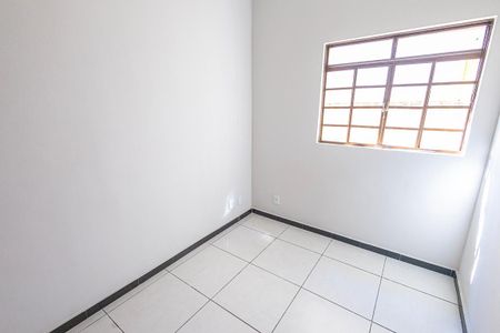 Casa de condomínio para alugar com 130m², 4 quartos e 1 vagaquarto 2