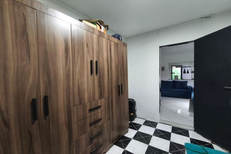 Casa à venda com 220m², 3 quartos e 2 vagas Casa à venda com 220m², 3 quartos e 2 vagasQuarto 3