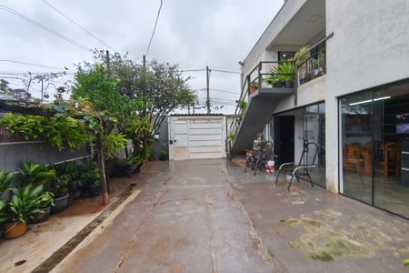 Quintal - Garagem de casa à venda com 3 quartos, 220m² em Jardim Campo Belo, Campinas
