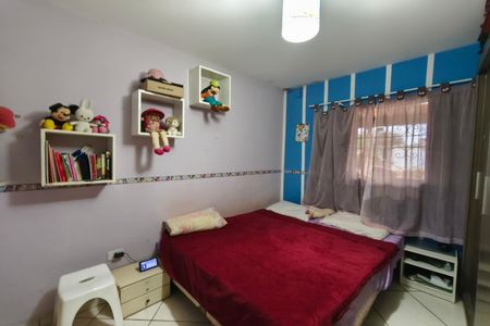 Casa à venda com 220m², 3 quartos e 2 vagas Casa à venda com 220m², 3 quartos e 2 vagasQuarto 2