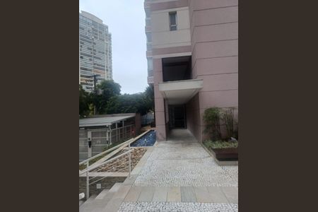 Apartamento à venda com 143m², 3 quartos e 3 vagas Apartamento à venda com 143m², 3 quartos e 3 vagasÁrea externa