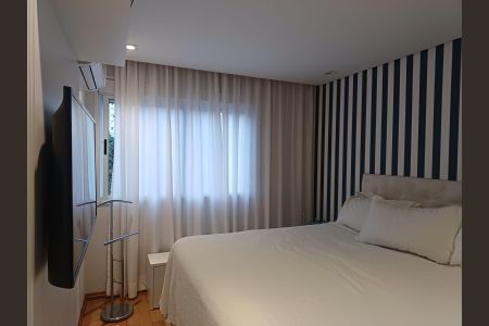 Apartamento à venda com 143m², 3 quartos e 3 vagas Apartamento à venda com 143m², 3 quartos e 3 vagasQuarto