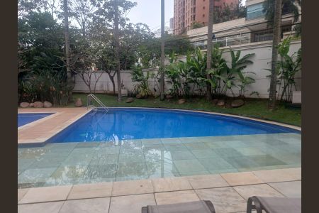 Apartamento à venda com 143m², 3 quartos e 3 vagas Apartamento à venda com 143m², 3 quartos e 3 vagasÁrea externa