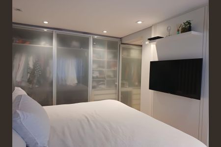 Apartamento à venda com 143m², 3 quartos e 3 vagas Apartamento à venda com 143m², 3 quartos e 3 vagasQuarto