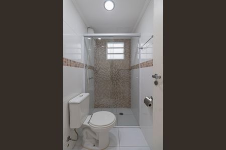 Banheiro  de apartamento à venda com 2 quartos, 48m² em Jardim Santa Teresinha, São Paulo