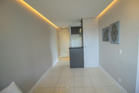 Apartamento para alugar com 44m², 2 quartos e sem vaga