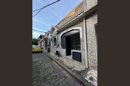 Casa de condomínio à venda com 90m², 3 quartos e 2 vagas Casa de condomínio à venda com 90m², 3 quartos e 2 vagasFachada