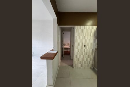 Casa de condomínio à venda com 90m², 3 quartos e 2 vagas Casa de condomínio à venda com 90m², 3 quartos e 2 vagasSala
