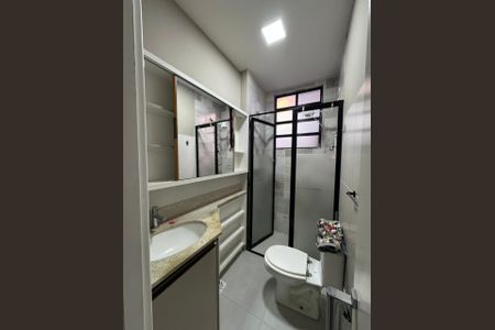 Casa de condomínio à venda com 90m², 3 quartos e 2 vagas Casa de condomínio à venda com 90m², 3 quartos e 2 vagasBanheiro