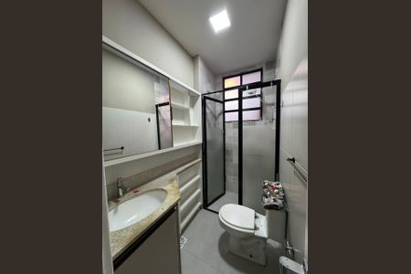 Casa de condomínio à venda com 90m², 3 quartos e 2 vagas Casa de condomínio à venda com 90m², 3 quartos e 2 vagasBanheiro