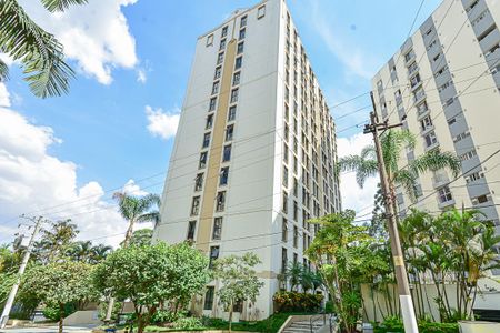Apartamento para alugar com 95m², 3 quartos e 2 vagas Apartamento para alugar com 95m², 3 quartos e 2 vagasFachada