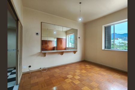Apartamento à venda com 107m², 3 quartos e 1 vaga Apartamento à venda com 107m², 3 quartos e 1 vagaSala