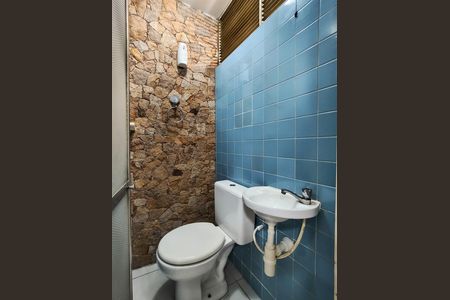 Apartamento à venda com 107m², 3 quartos e 1 vaga Apartamento à venda com 107m², 3 quartos e 1 vagaLavabo