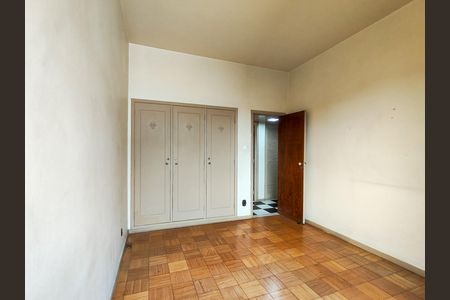 Apartamento à venda com 107m², 3 quartos e 1 vaga Apartamento à venda com 107m², 3 quartos e 1 vagaQuarto 2