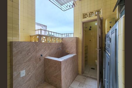 Apartamento à venda com 107m², 3 quartos e 1 vaga Apartamento à venda com 107m², 3 quartos e 1 vagaÁrea de Serviço