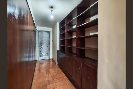 Apartamento à venda com 107m², 3 quartos e 1 vaga Apartamento à venda com 107m², 3 quartos e 1 vagaEntrada