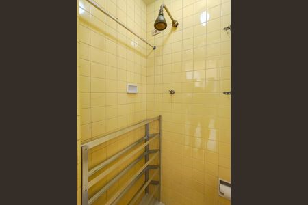 Apartamento à venda com 107m², 3 quartos e 1 vaga Apartamento à venda com 107m², 3 quartos e 1 vagaBanheiro de serviço