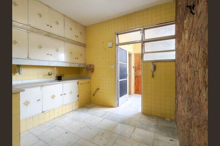 Apartamento à venda com 107m², 3 quartos e 1 vaga Apartamento à venda com 107m², 3 quartos e 1 vagaCozinha