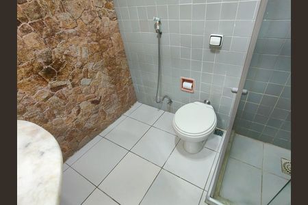 Apartamento à venda com 107m², 3 quartos e 1 vaga Apartamento à venda com 107m², 3 quartos e 1 vagaBanheiro Corredor