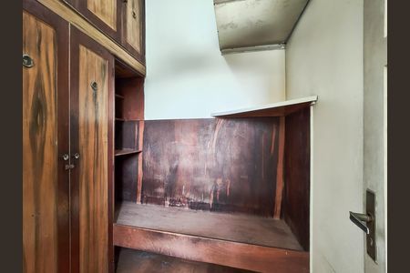 Apartamento à venda com 107m², 3 quartos e 1 vaga Apartamento à venda com 107m², 3 quartos e 1 vagaQuarto de Serviço