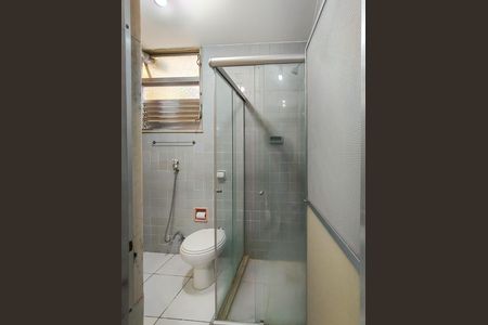 Apartamento à venda com 107m², 3 quartos e 1 vaga Apartamento à venda com 107m², 3 quartos e 1 vagaBanheiro Corredor