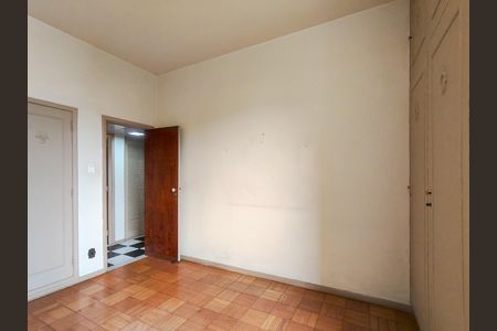 Apartamento à venda com 107m², 3 quartos e 1 vaga Apartamento à venda com 107m², 3 quartos e 1 vagaQuarto 2
