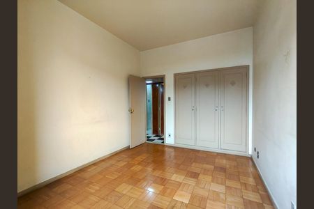 Apartamento à venda com 107m², 3 quartos e 1 vaga Apartamento à venda com 107m², 3 quartos e 1 vagaQuarto 1