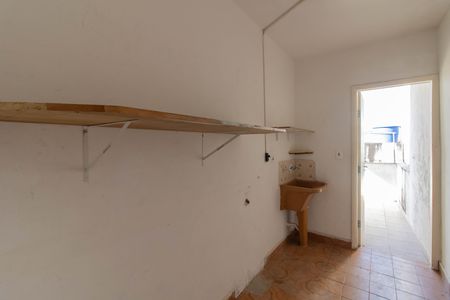 Casa para alugar com 76m², 2 quartos e 1 vaga Casa para alugar com 76m², 2 quartos e 1 vagaÁrea de serviço