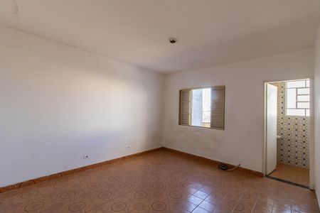 Casa para alugar com 76m², 2 quartos e 1 vaga Casa para alugar com 76m², 2 quartos e 1 vagaSuíte
