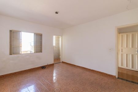 Casa para alugar com 76m², 2 quartos e 1 vaga Casa para alugar com 76m², 2 quartos e 1 vagaSuíte