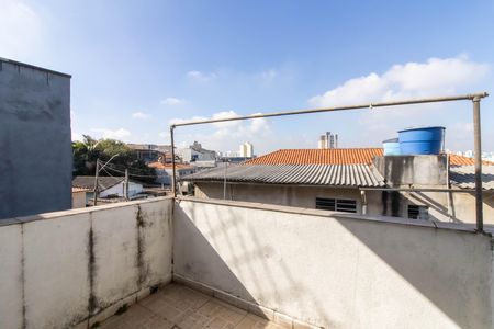 Casa para alugar com 76m², 2 quartos e 1 vaga Casa para alugar com 76m², 2 quartos e 1 vagaQuintal