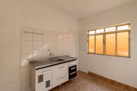 Cozinha de casa para alugar com 2 quartos, 76m² em Vila Fiuza, Guarulhos