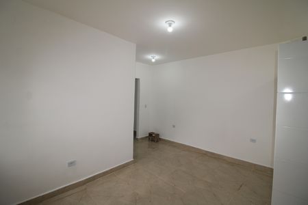 Sala / Cozinha de apartamento para alugar com 1 quarto, 32m² em Sítio do Mandaqui, São Paulo